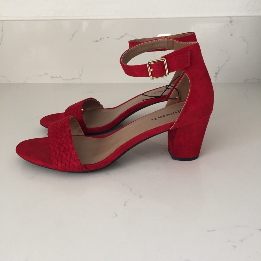 New White Mt. Red Chunky Ankle Strap Heel Size 11 - Picture 3 of 6